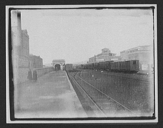 Aukland [sic] - railway station, Auckland, New Zealand, 1895