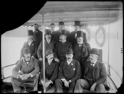 Twelve men, including WTC [i.e. World Transportation Commission],…, New Zealand, 1895