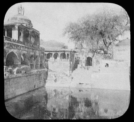 Delhi - Palace of the Moguls - pool built and blessed by the Saint…, India, 1895