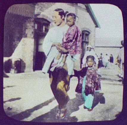 Tientsin - mother and children on street, China, Tianjin, 1895