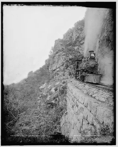 Tunnel 8, Temasopa [sic] Canon, Mexico, Tamasopo River, 1880