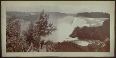 Photograph from 1890: The American Falls and Clifton House