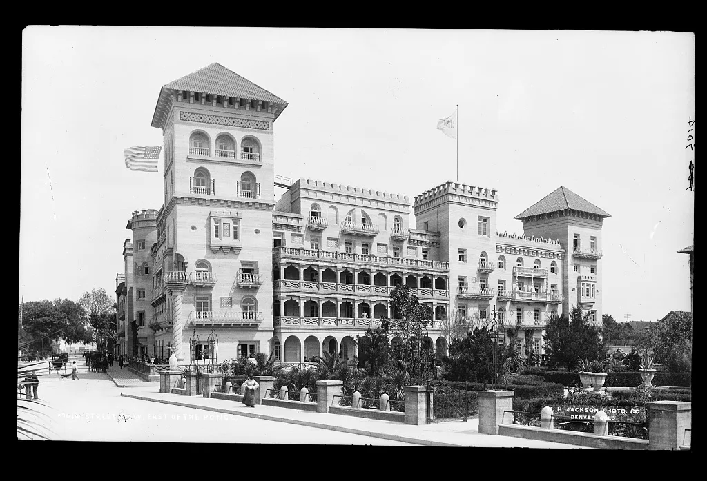 Street view, east of the Ponce [de Leon Hotel, showing Cardova hotel], Florida, 1880