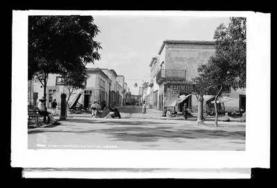 Street in San Luis Potosi, Mexico, San Luis Potosi, 1880