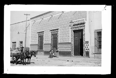 Street architecture, Aguas Calientes, Aguascalientes (State), 1880