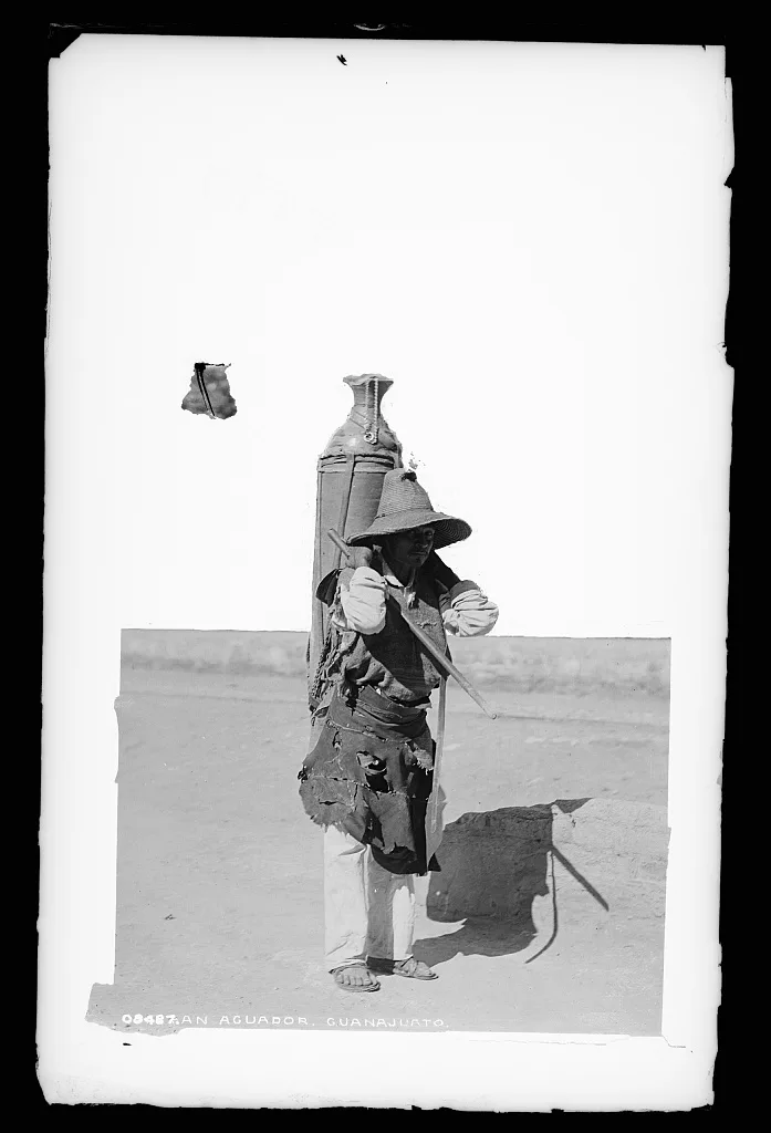 An aguador [water carrier], Guanajuato, Mexico, Guanajuato, 1880