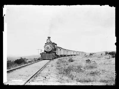 Crossing the Marquez summit, Mexico, Marquez, 1880