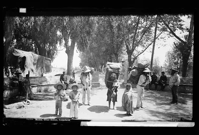 Mexico, street scenes, cargadores, Mexico City, Mexico, 1880